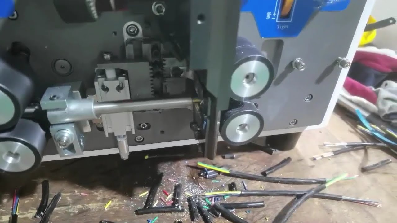 Fully Automatic Inner and Outer Sheath Wire Stripping Machine