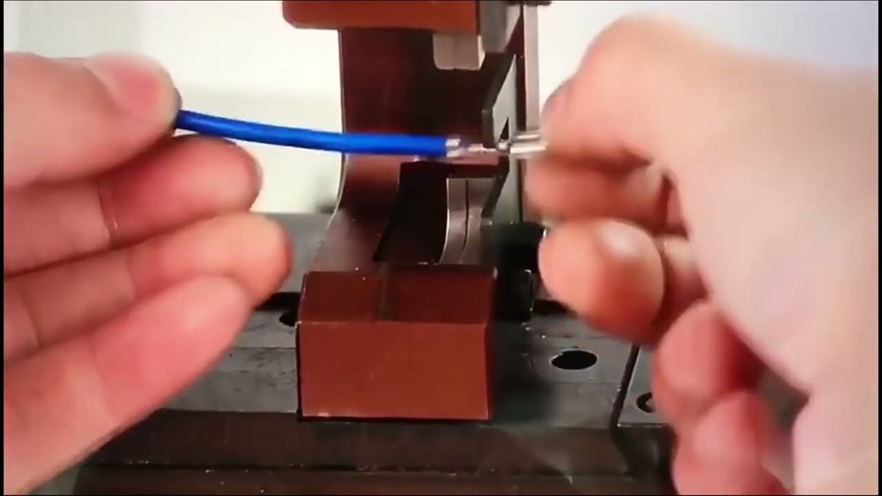 Semi-Automatic Mute Cable Wire Terminal Crimping Machine