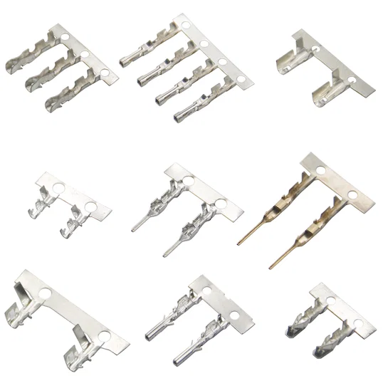 Metall-Lautsprecherkontakt-Crimpen